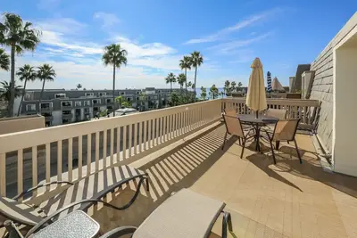 Image de Remise Hebdomadaire De 10% En Juin ** Nouvelle inscription ** Penthouse 2 Histoires - G322