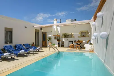 Image de Chrisanthi Elegant Home