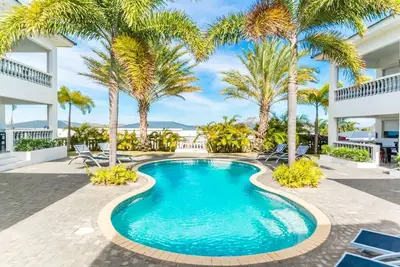 Image de Monte Magico │ Your Caribbean GetAway │ Jan Thiel District