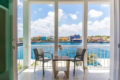Image de Luxurious Yacht View Apt w/ Balcony at Famous Handelskade