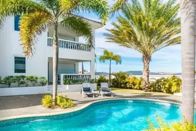 Image de \"Island Hideaway\" Experience the Magic of Dushi Local Style