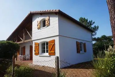 Image de Villa familiale avec 5 chambres secteur calme (024)