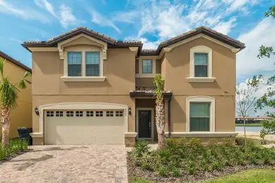 Image de Rentable! ! ! Nouvelle villa avec piscine 9Br / 6Ba avec vue sur le lac, près de Disney