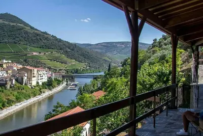 Image de Maison sur la colline de la vallée du Douro