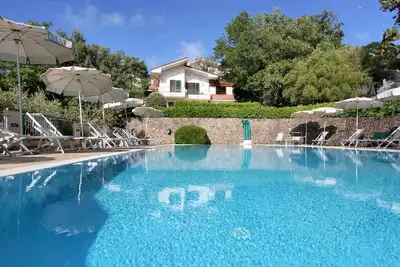 Image de Maison en pleine nature, entre la mer, le soleil et la terre à Capo d'Orlando