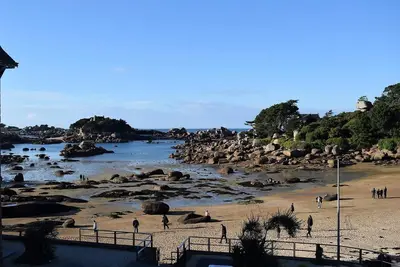 Image de Appartement 5 pers sur la plage à Ploumanac'h, Vue Mer à Perros-Guirec