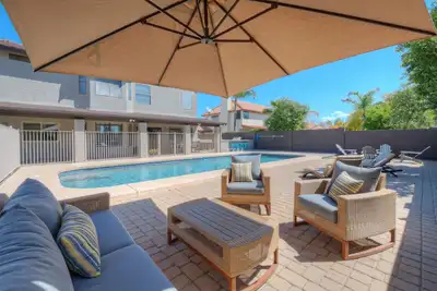 Image de Nouveau -Scottsdale 5bdrm maison avec piscine chauffée - 12 personnes