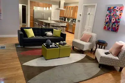 Image de Modern Spacious 4bed 2bath Harvard Mit Bos Cambridge Somerville walk everywhere!