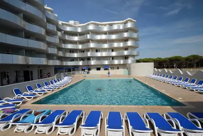 Image de Vacances en bord de mer en France | Accès Plage + Hydrothérapie