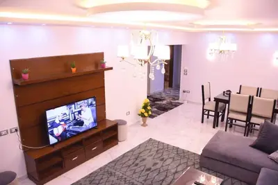 Image de Rue du Caire numéro 3, appartement 703, gouvernorat de Gizeh, Égypte.