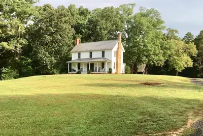 Image de Mooreland Preserve - Domaine du 19ème siècle sur les hauts-fonds du lac Norman