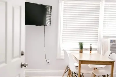 Image de Lits superposés • Lit king-size • À 3 km du campus / du centre-ville