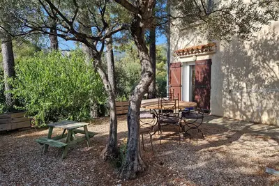 Image de Charmant T1 de 30 m² en rez de villa