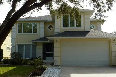 Image de Belle Lakeview 5 lit 4 salles de bain face sud piscine / Spa Home