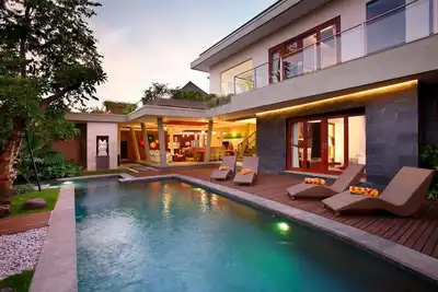 Image de Villa 3 chambres avec piscine privée, à 5 minutes à pied de la plage et du quartier commerçant de Seminyak