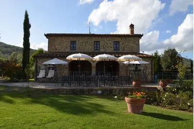 Image de Casa per le vacanze in Toscana - casa di campagna con piscina, giardino, comfort e fascino antico, i