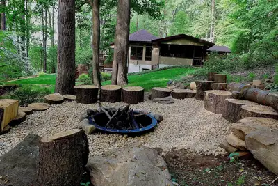 Image de Où le temps fond. . . Comté de Chester Hideaway sur 5 acres boisés, la faune!