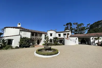 Image de Luxe Pebble Beach 3 minutes à la loge!
