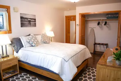 Image de Une suite de luxe privée en bord de mer. Remises gouvernementales offertes sur demande.