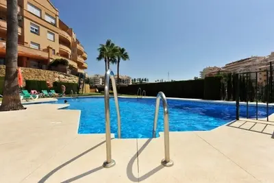 Image de Duplex avec 2  terrasses vue dégagée  mer&Golf très lumineux  à Riviera del Sol