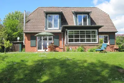 Image de Cottage pour 4 personnes avec 120m² à Sierksdorf (110902)