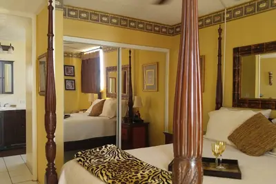 Image de Quel chanceux êtes-vous! Penthouse 1 chambre, vue panoramique sur l'océan, superbes équipements, pour 5 personnes