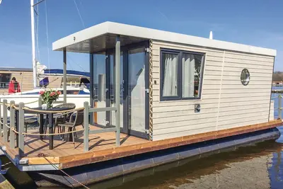 Image de Magnifique navire d'une chambre à.