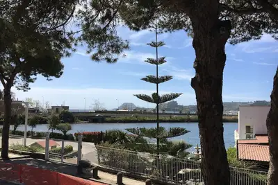 Image de Appartement au bord du lac à Lucrino, Pozzuoli