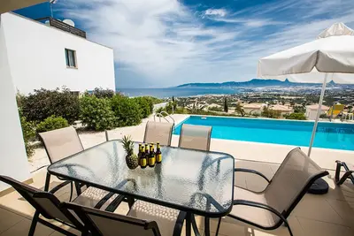 Image de Luxury 3 Bedroom Villa with Private Pool, Paphos Villa 1262