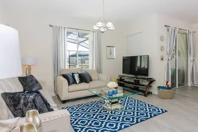 Image de * D-I-S-N-E-Y * Thèmes, Accès au parc aquatique, Piscine privée - Storey Lake Resort (4912wa)