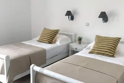 Image de Studio confortable et confortable à Elounda en Crète, chambre Velvet, rez-de-chaussée