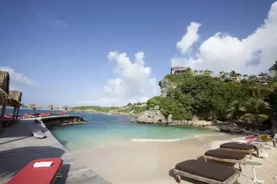 Image de Villa Luxe et Bungalow vue mer avec piscine