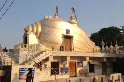 Image de Grand appartement à Taleti, Palitana entouré de temples Jain