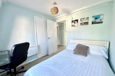 Image de 3 chambres doubles Penthouse Euston- (C) Sleeps6