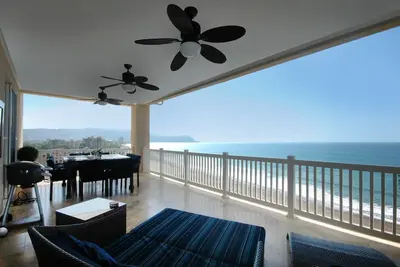 Image de The Palms 3 Bedroom Luxury Penthouse