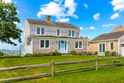 Image de Idéal Beach House Waterfront sur Barnstable Harbor; 155-Ba