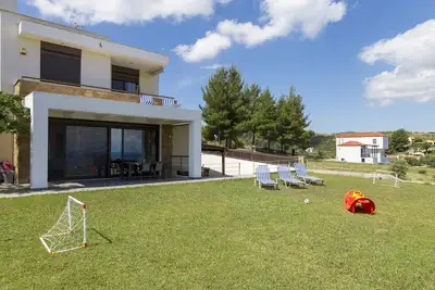Image de Villa Rossa - Deluxe 250m2, jardin, barbecue, vue imprenable sur la mer