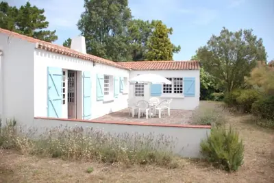 Image de Maison en lisière de forêt avec grand jardin dans l'ile de Noirmoutier