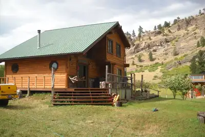Image de Trout Tales Lodge, sur la rivière Dearborn. Pêche au ruban bleu