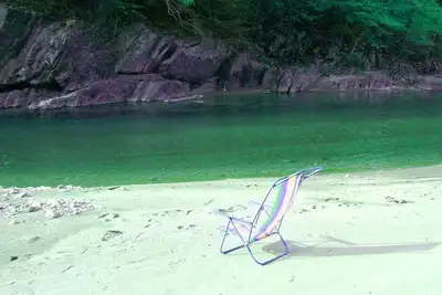 Image de Cottage romantique au bord d'une rivière avec bain à remous, cheminée et plage - Newfane Vt