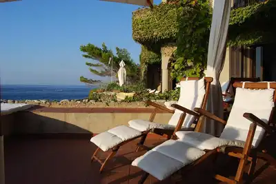 Image de Villa sur les falaises avec accès privé à la mer de Scilla