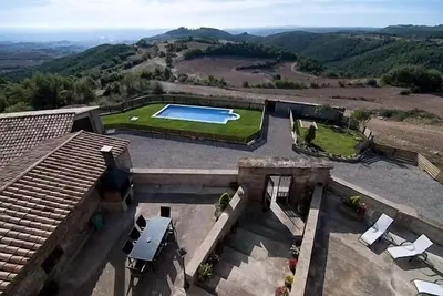 Image de Gîte rural (location complète) Masia Pallares de Dalt pour 10 personnes