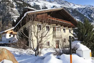Image de Appartement confortable à Längenfeld avec sauna