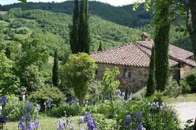 Image de Charmante ferme élégante: piscine privée, beaux jardins et vue imprenable.