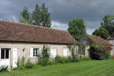 Image de Maison de campagne charmante avec jardin au Château de Vesset
