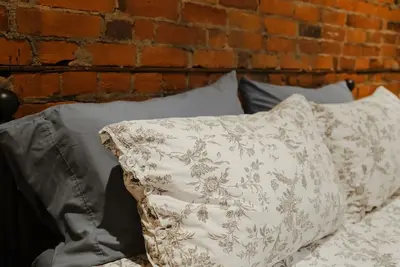 Image de Debonaire Suites - 202 Alcove, City Centre Stratford. Suite du centre-ville moderne.