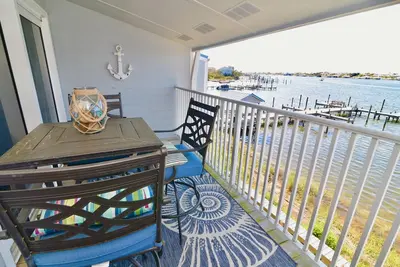 Image de Mise à jour Waterfront Condo sur la rivière Ole | 8 personnes | Flora Bama 1 mille | 2ème étage