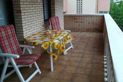 Image de Louer un appartement à Salou avec deux chambres et, vous vous sentirez comme à la maison.