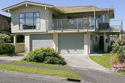 Image de Golders Heights - Maison de vacances Taupo