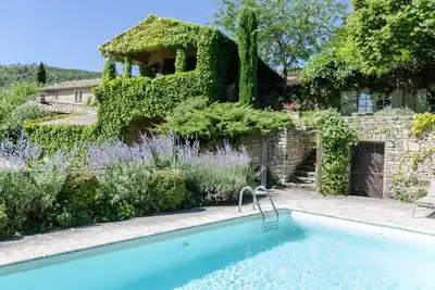 Image de Fontblanche, deux maisons, une expérience unique